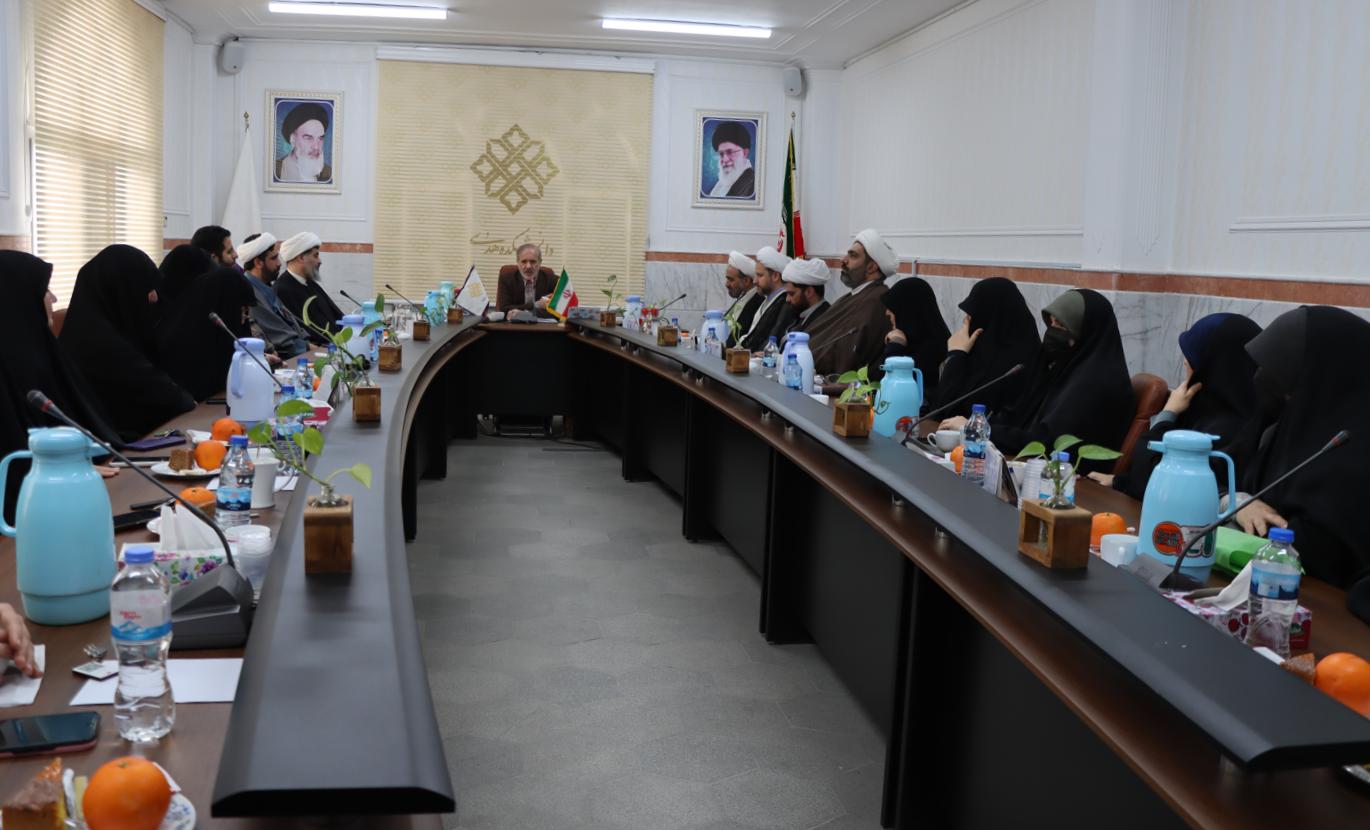 بیعت نامه کارکنان دانشکده هدی با رهبر جدید انقلاب اسلامی ایران