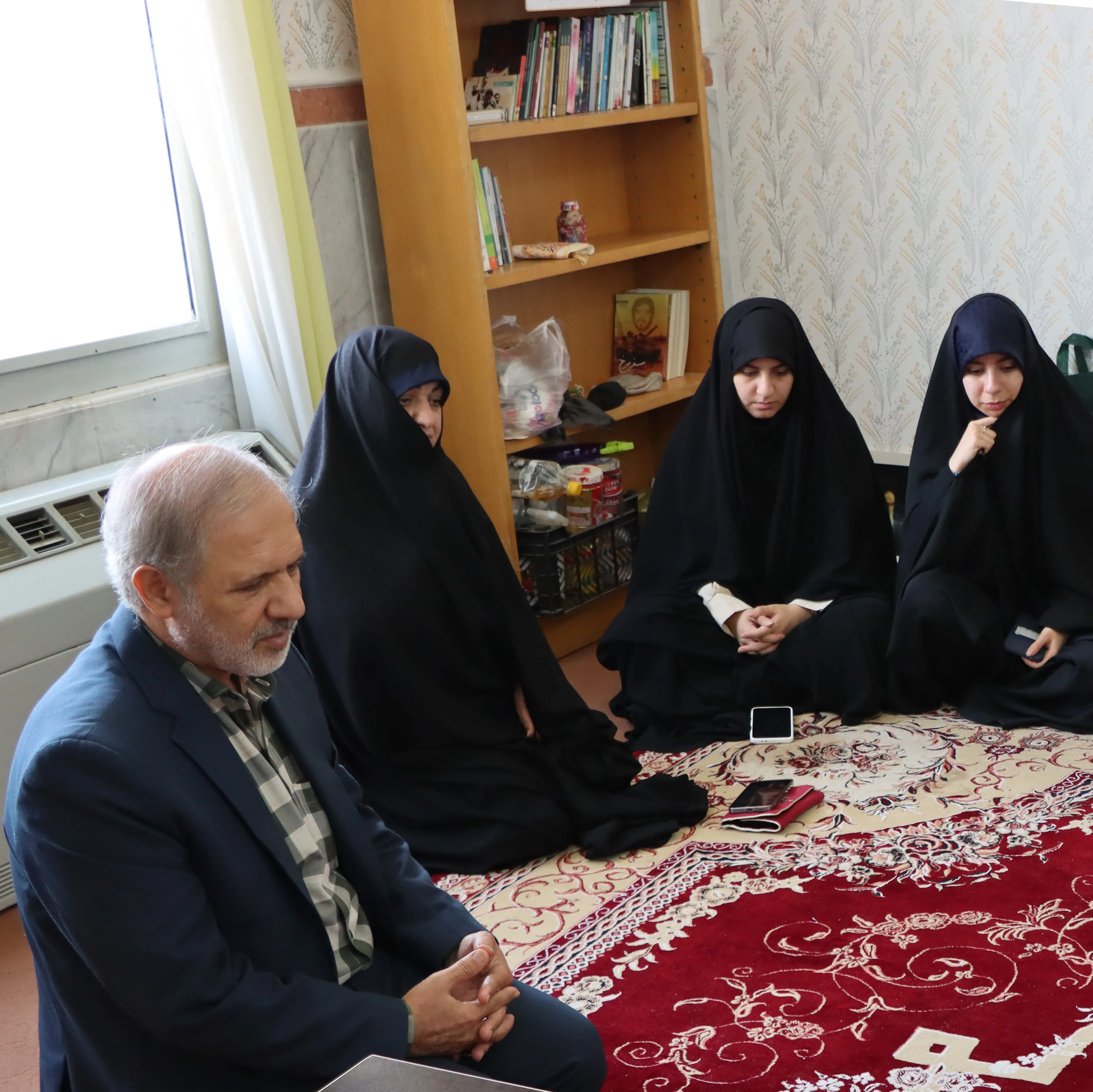 دیدار رئیس دانشکده هدی با فرمانده و اعضای بسیج دانشجویی